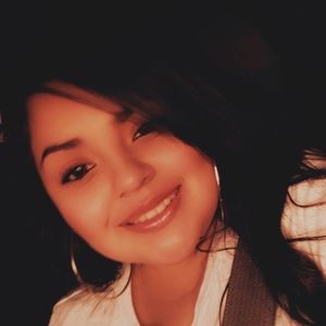 Meet your Posher, Alyssa